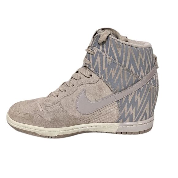 NIKE Women's Dunk Sky Hi Wedge Sneakers Gray 7 - Picture 5 of 11